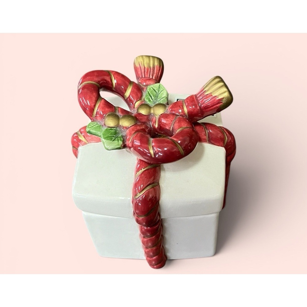 Fitz & Floyd 1988 Christmas Present Gift Ribbon Box Holly Trinket Treasure Box - Picture 7 of 11